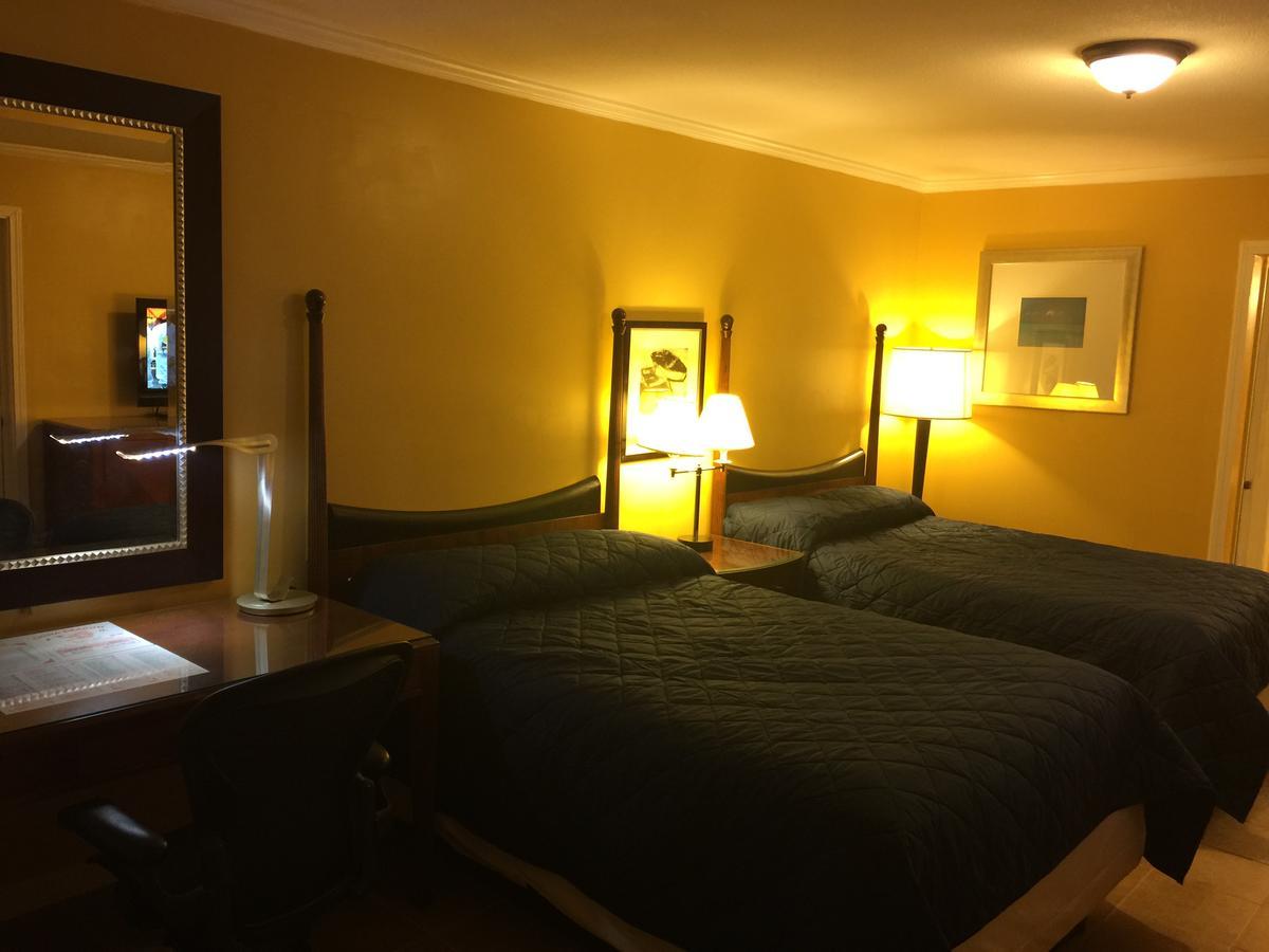 Dragon Inn & Suites Fayette Extérieur photo