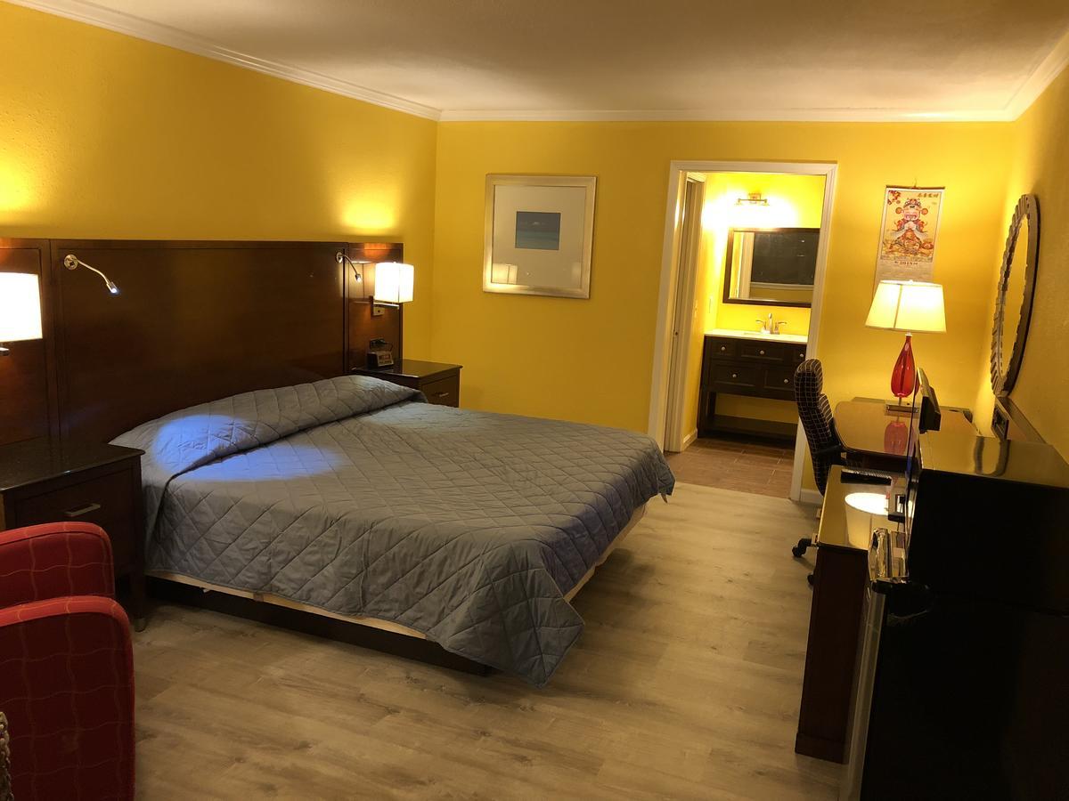 Dragon Inn & Suites Fayette Extérieur photo