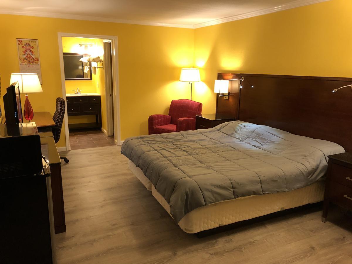 Dragon Inn & Suites Fayette Extérieur photo