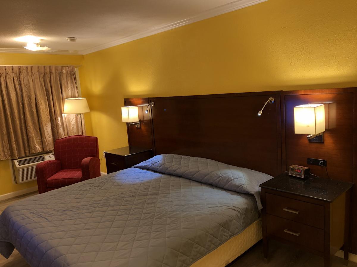 Dragon Inn & Suites Fayette Extérieur photo